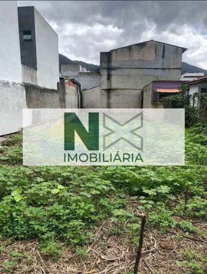 Terreno  319m² 