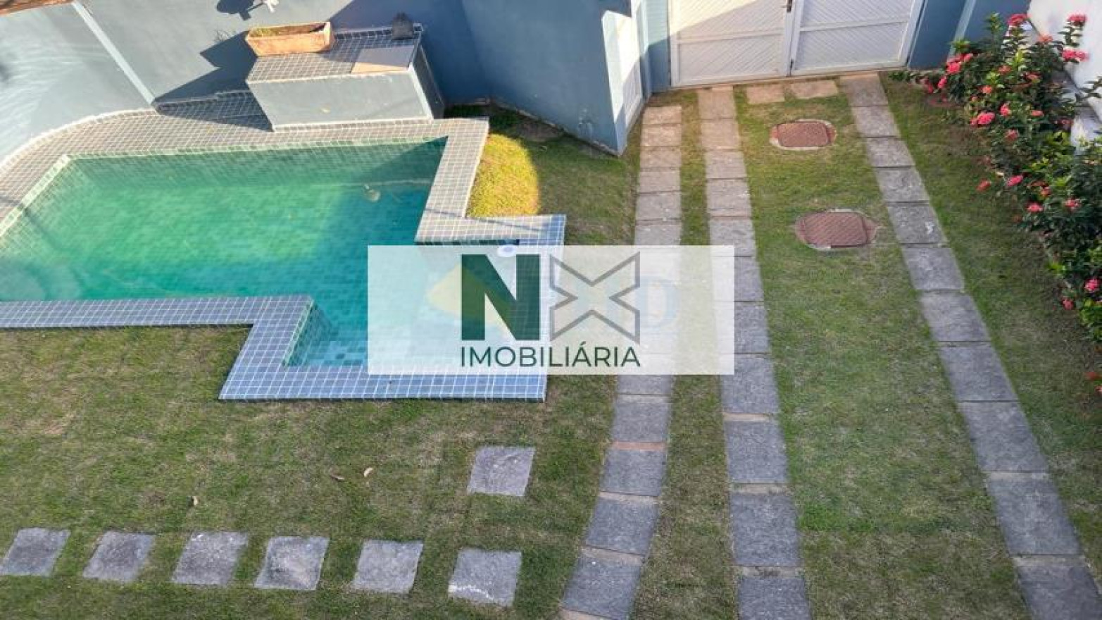 Casa 4 Quartos 200m² 