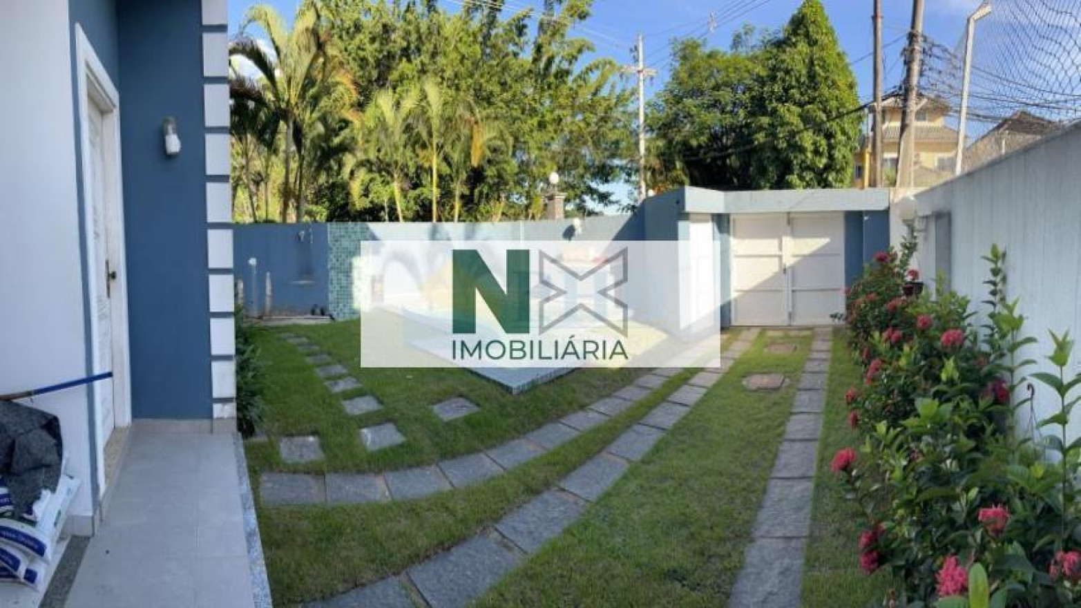 Casa 4 Quartos 200m² 