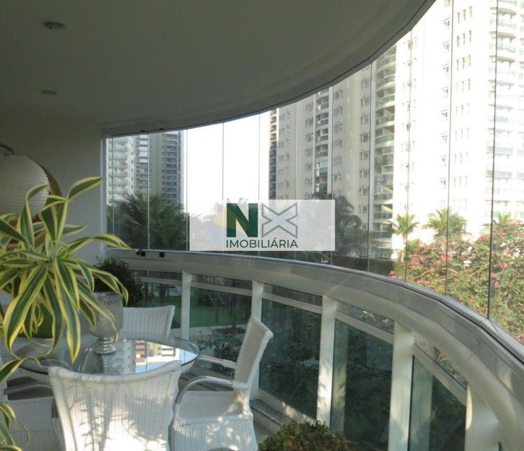 Apartamento 4 Quartos 220m² 