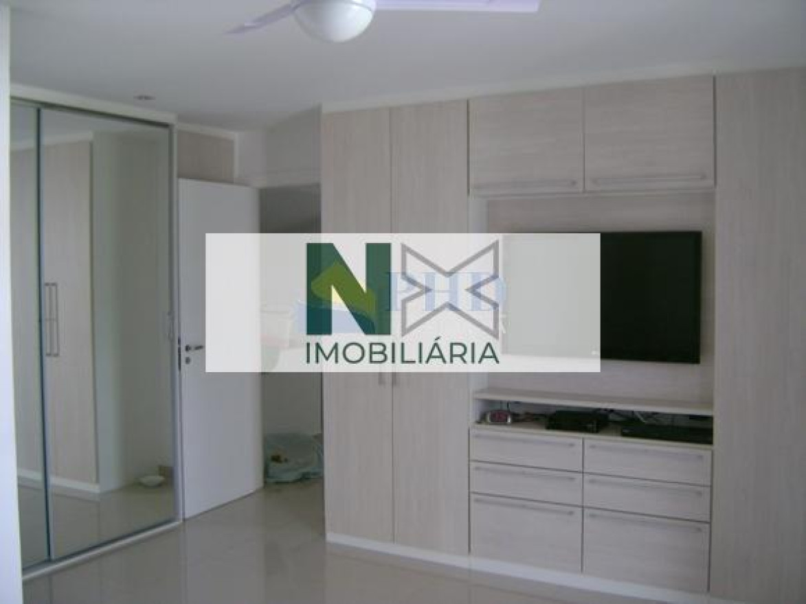 Casa 4 Quartos 257m² 