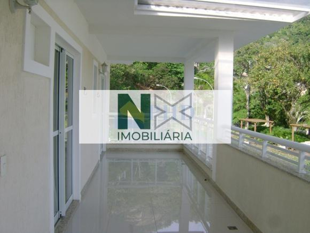 Casa 4 Quartos 257m² 