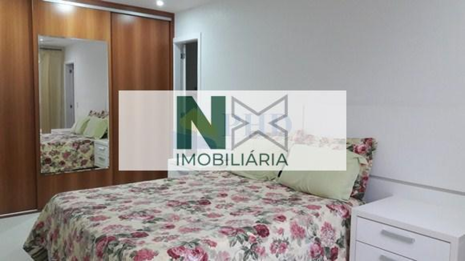 Cobertura 3 Quartos 350m² 