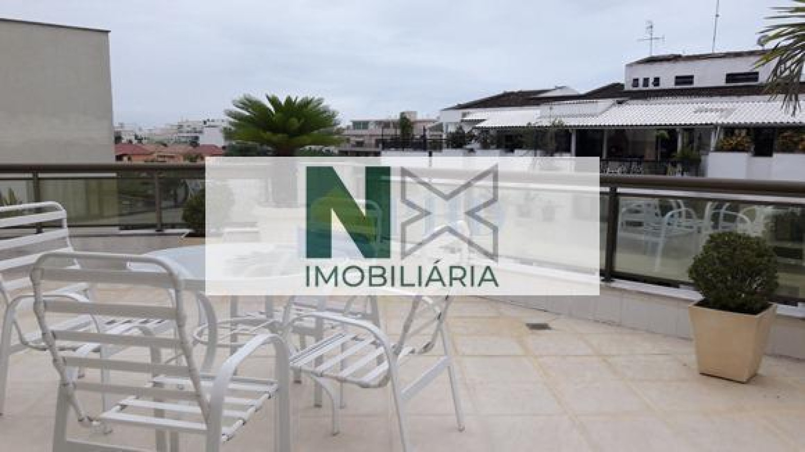 Cobertura 3 Quartos 350m² 
