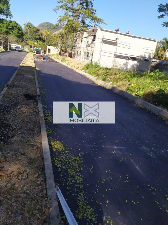 Terreno  180m² 