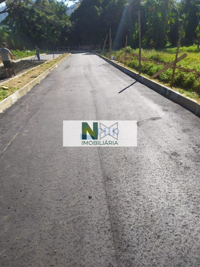 Terreno  180m² 