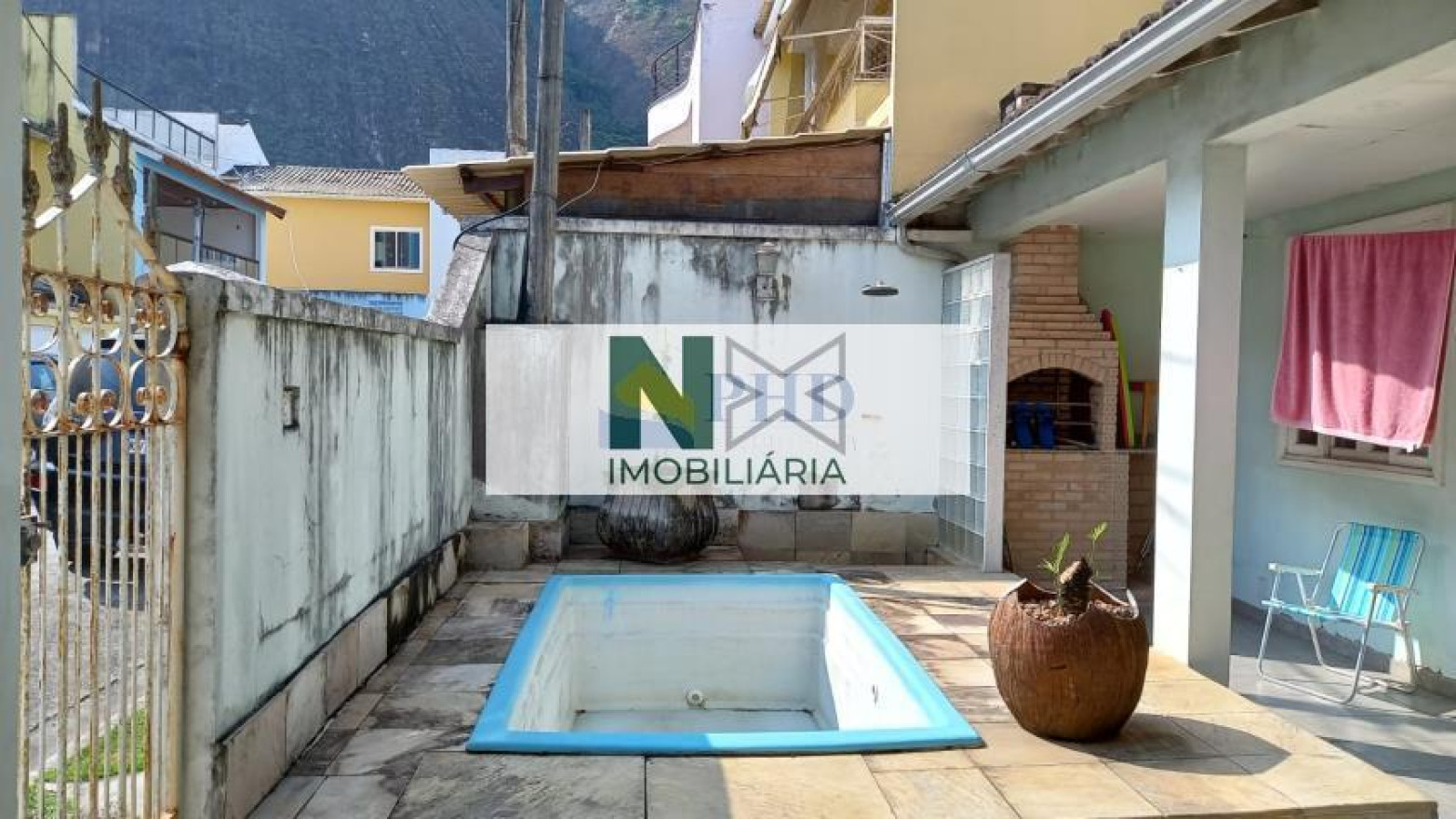 Casa 4 Quartos 280m² 