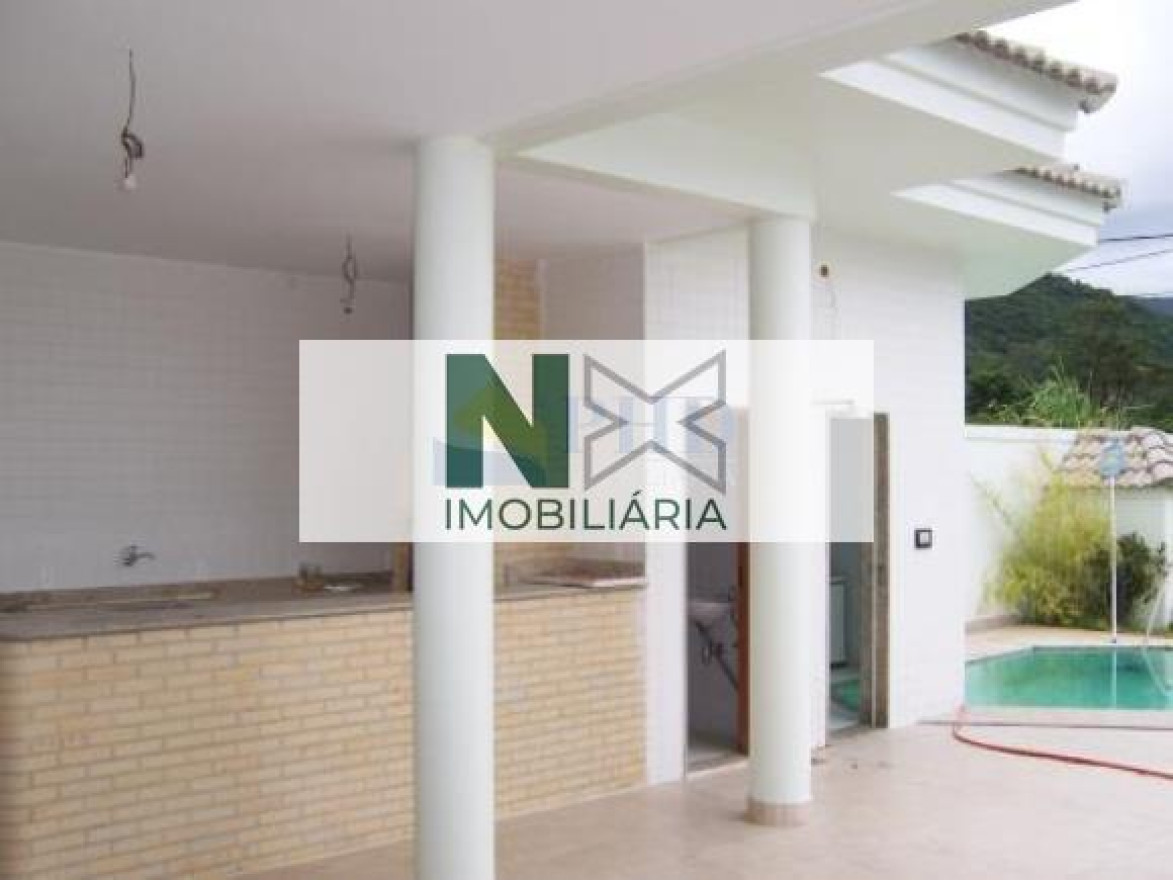 Casa 5 Quartos 181m² 