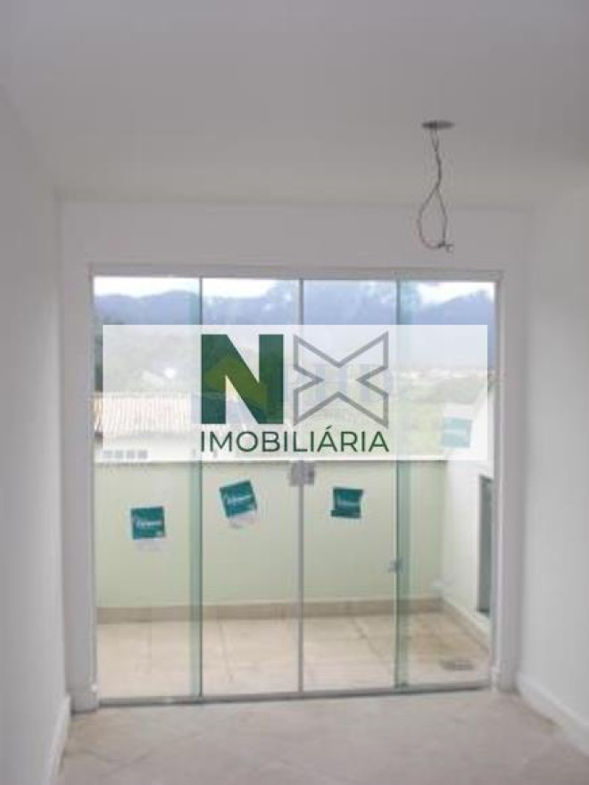Casa 5 Quartos 181m² 