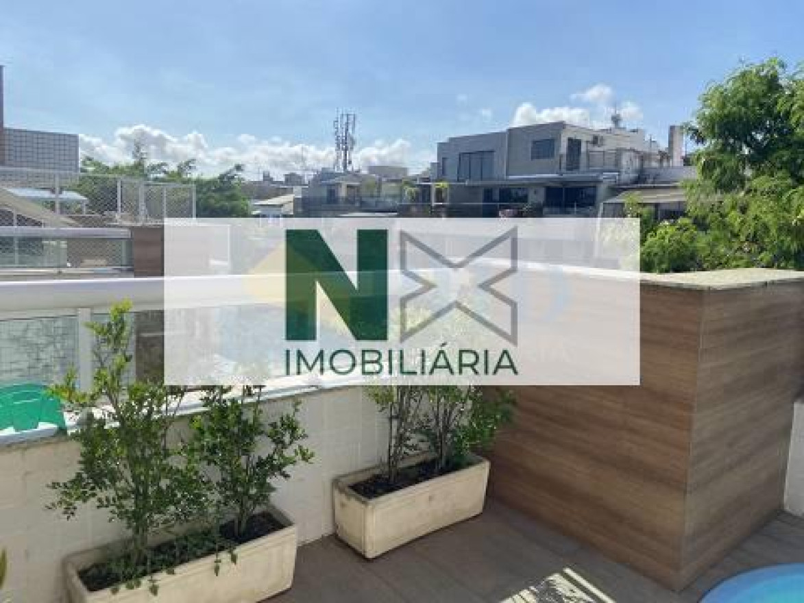 Cobertura 3 Quartos 217m² 