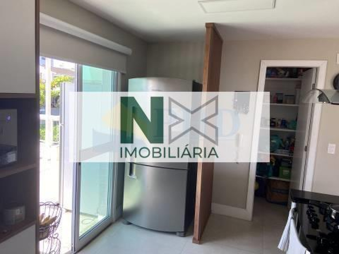 Cobertura 3 Quartos 217m² 
