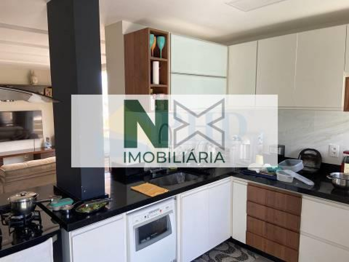 Cobertura 3 Quartos 217m² 