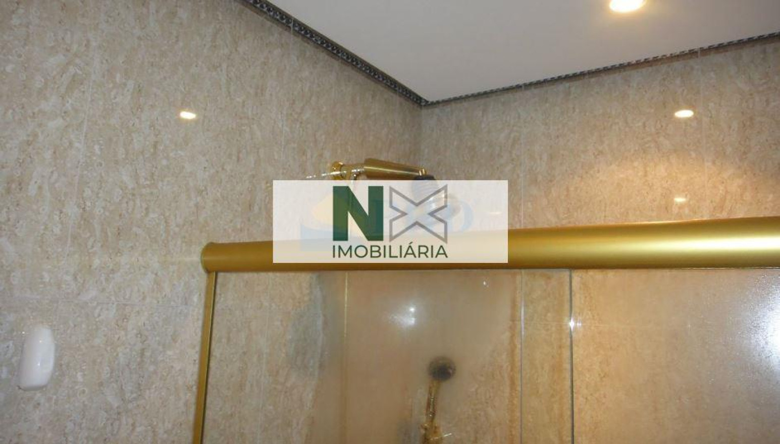 Cobertura 3 Quartos 220m² 