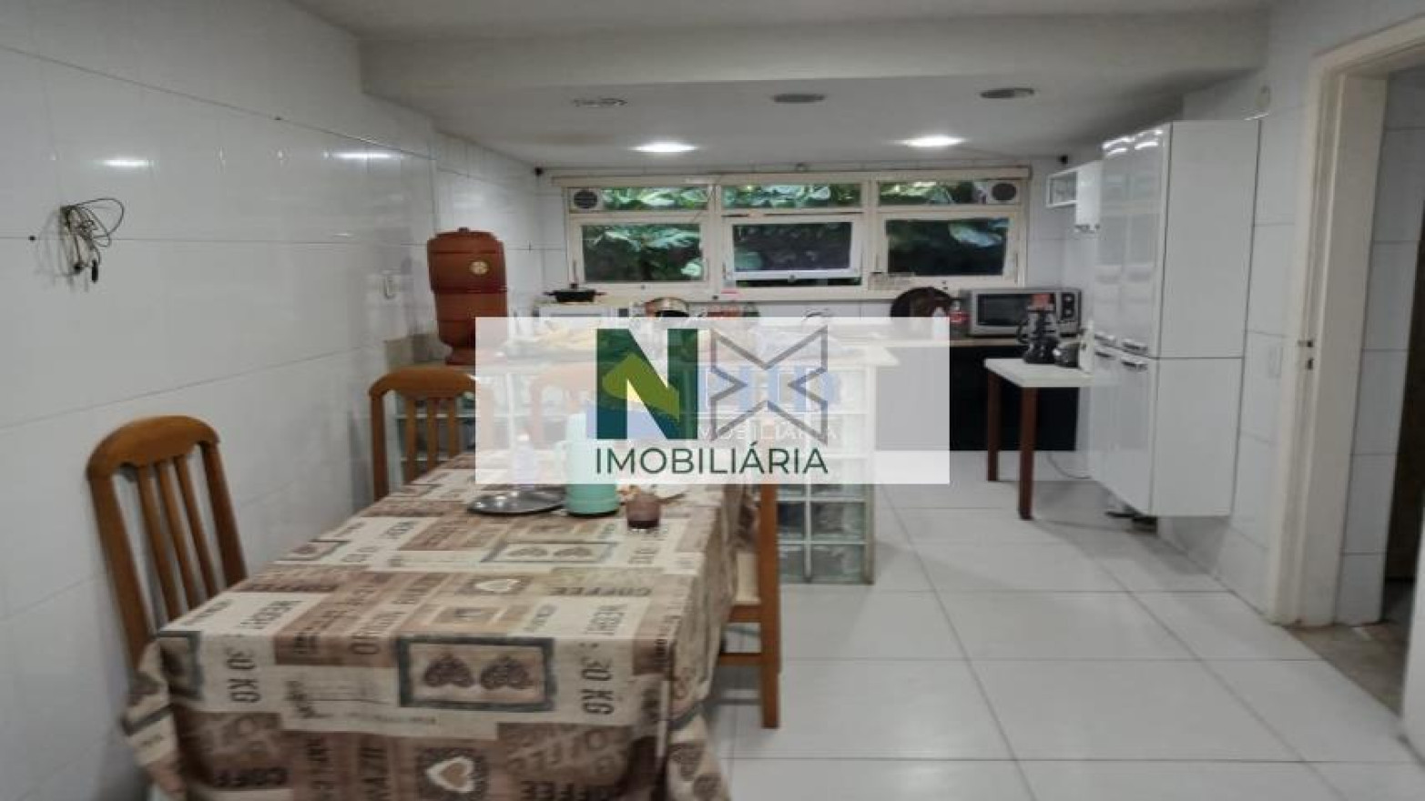Casa 9 Quartos 600m² 