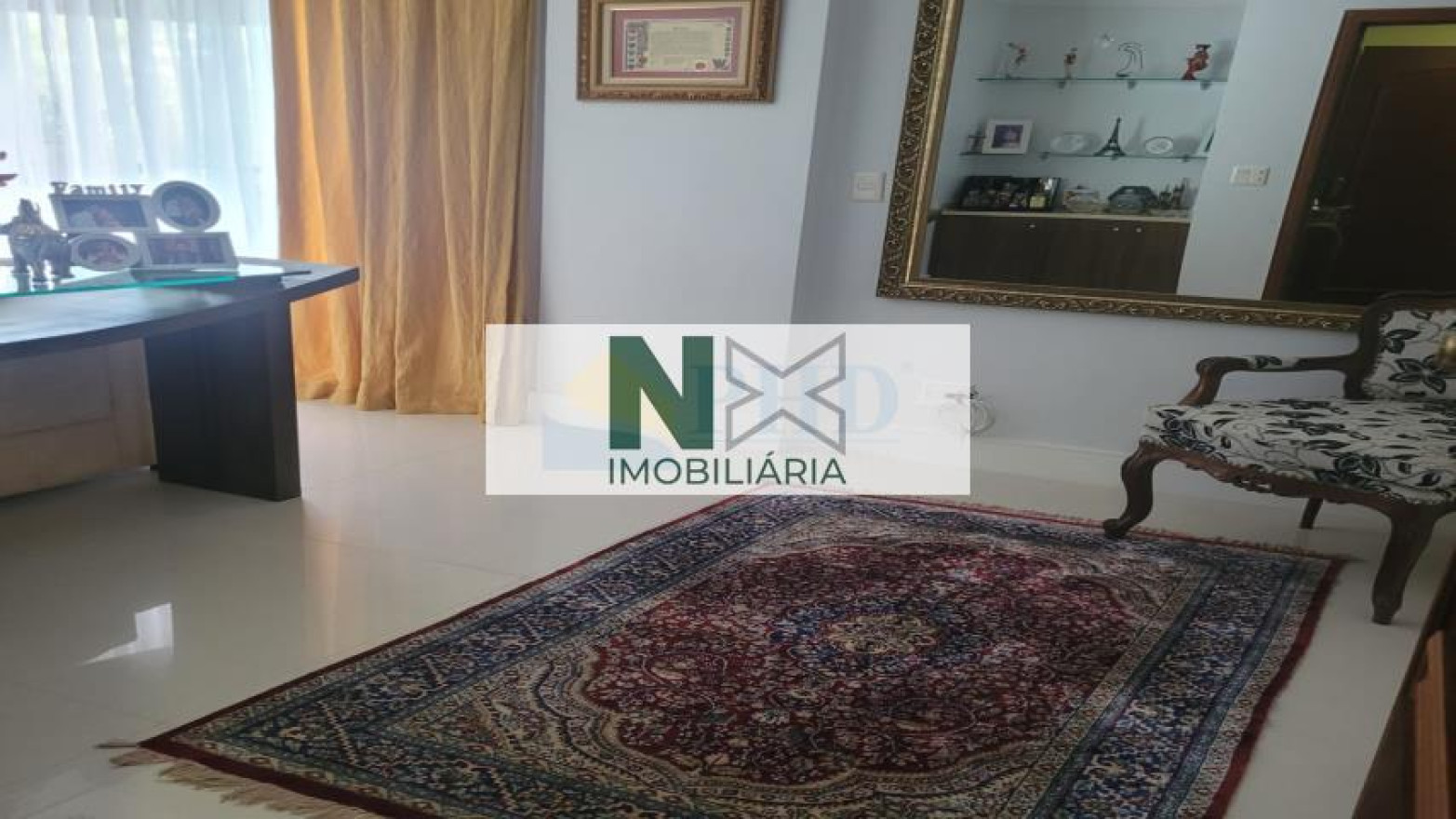 Apartamento 4 Quartos 217m² 