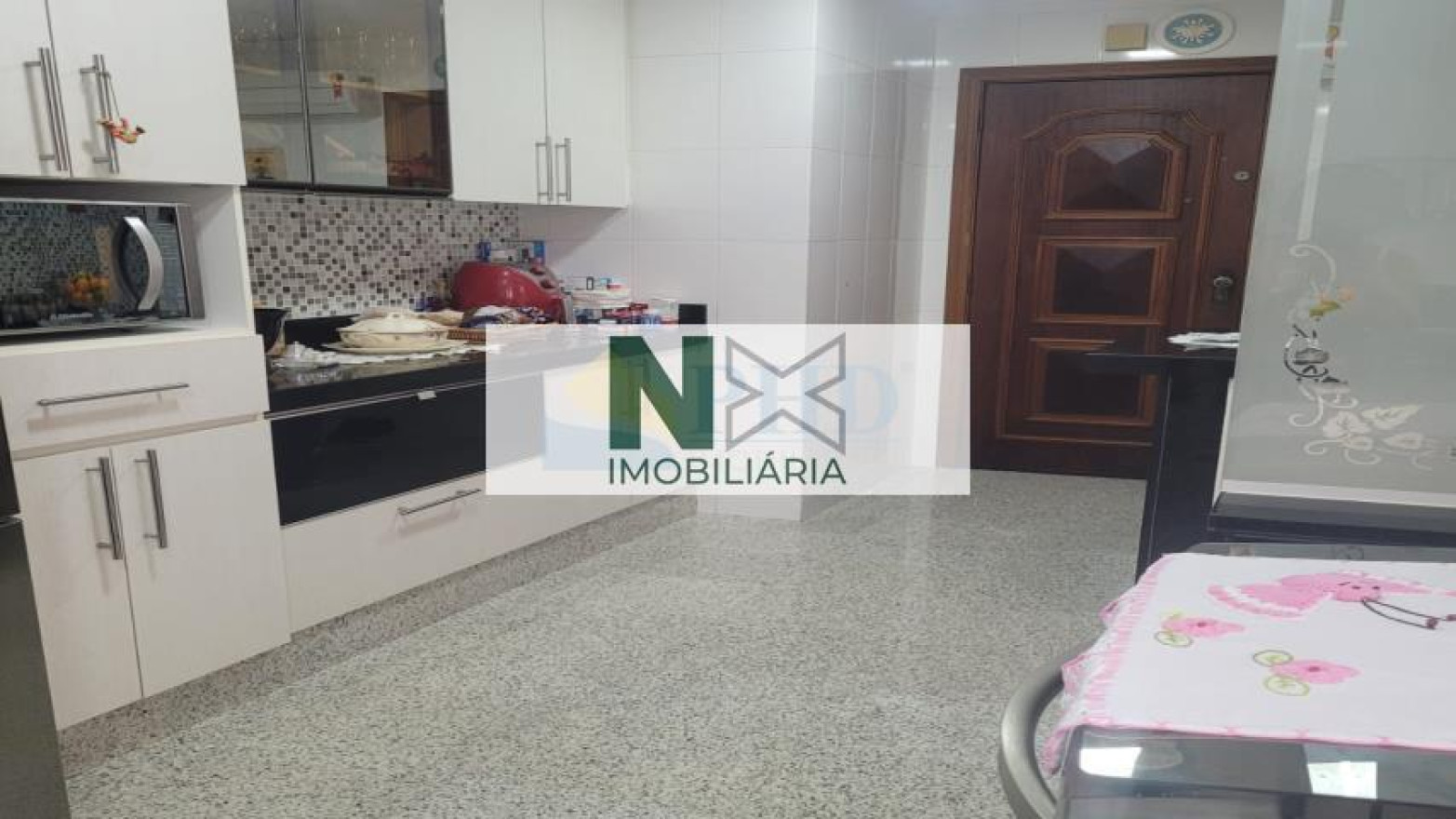Apartamento 4 Quartos 217m² 