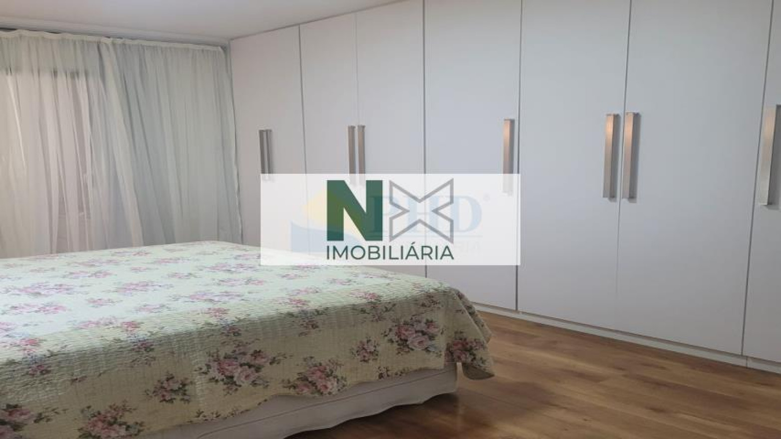 Apartamento 4 Quartos 217m² 