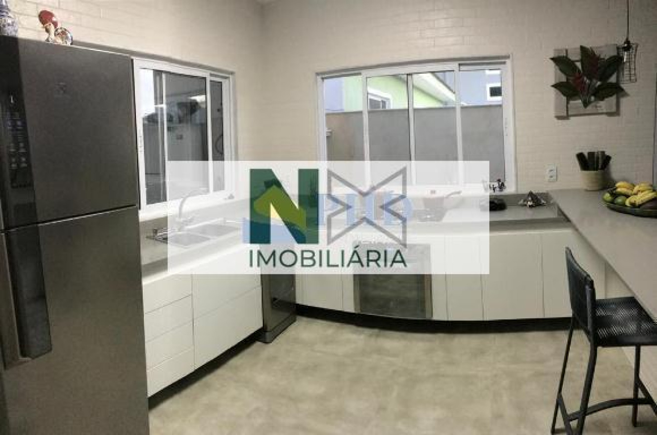 CASA 3 Quartos 200m² 