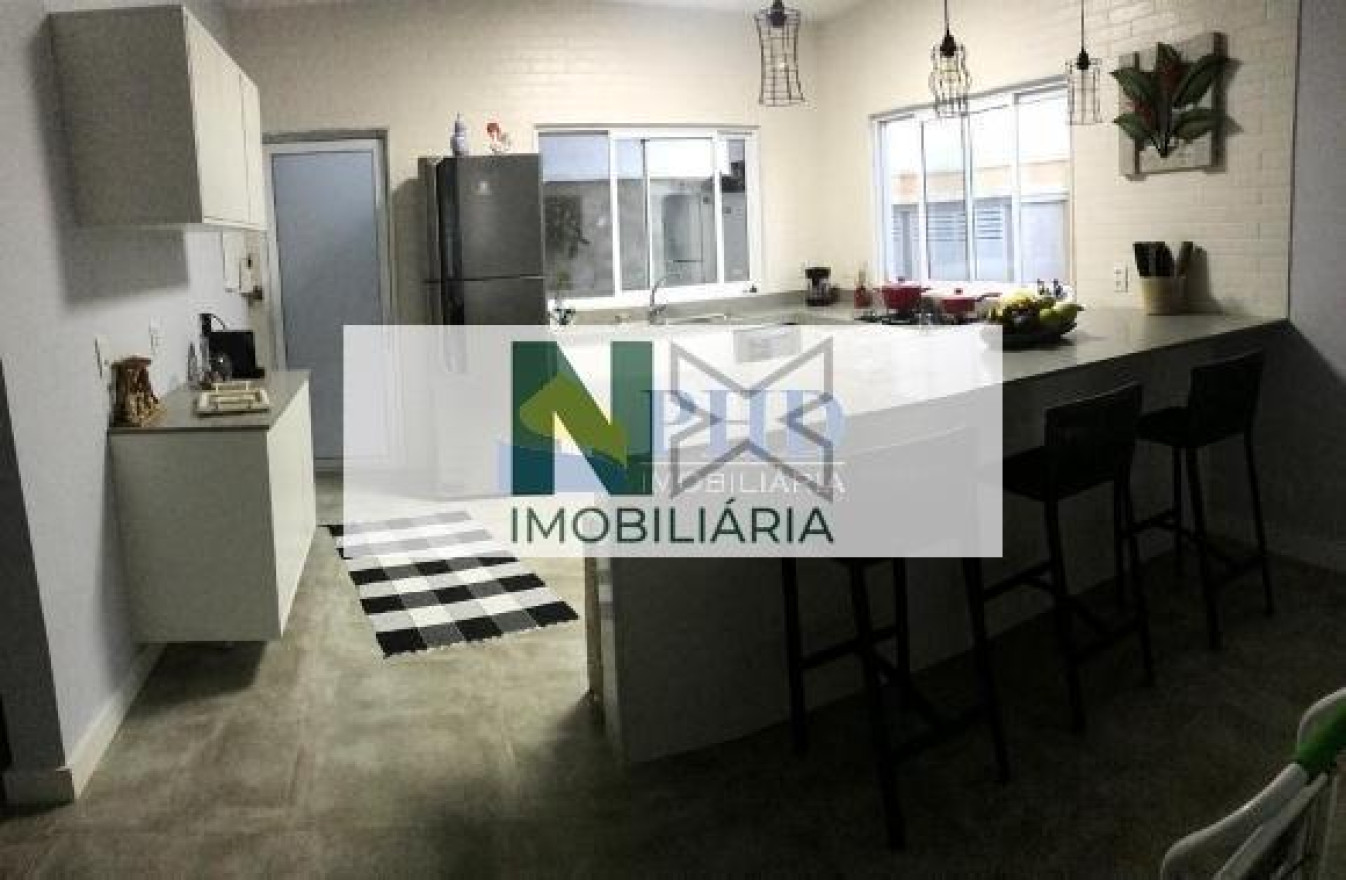 CASA 3 Quartos 200m² 