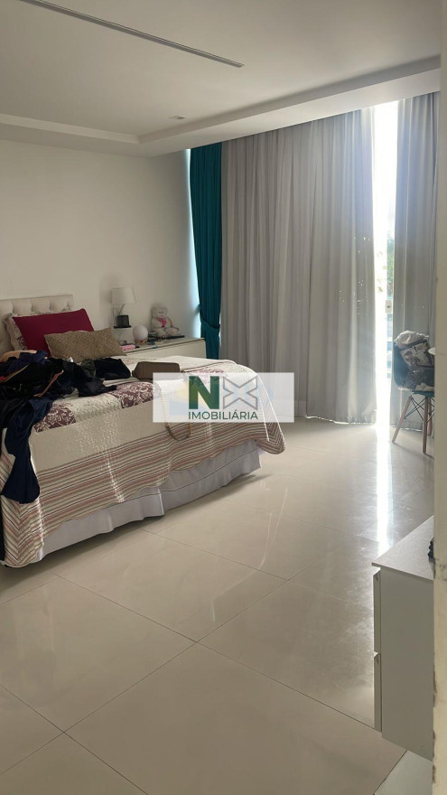 Casa 5 Quartos 329m² 