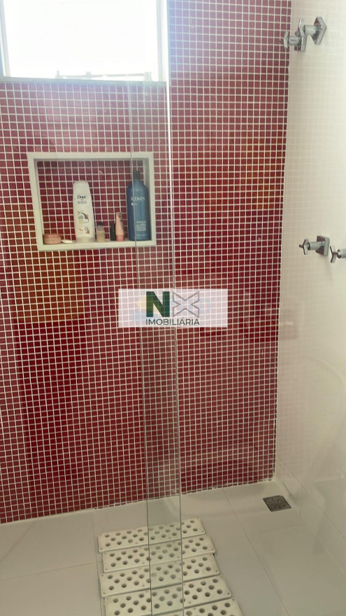 Casa 5 Quartos 329m² 