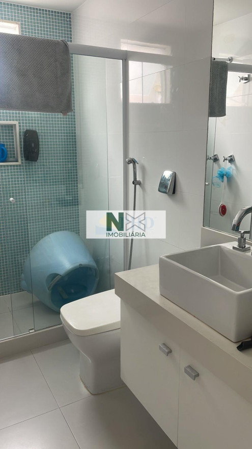 Casa 5 Quartos 329m² 