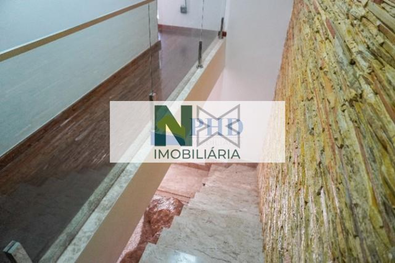 Casa 4 Quartos 190m² Casa 4 Quartos 190m²