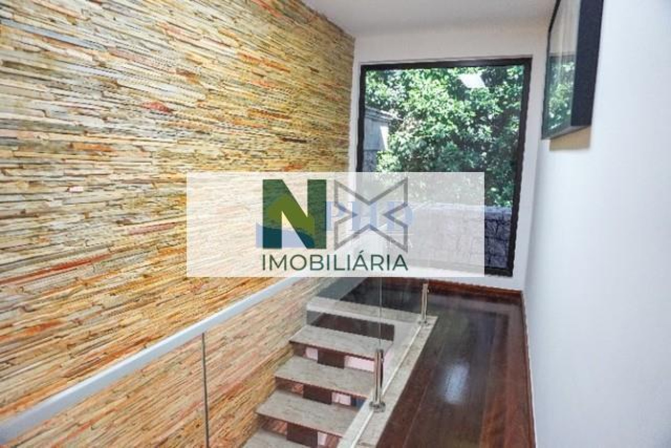 Casa 4 Quartos 190m² Casa 4 Quartos 190m²