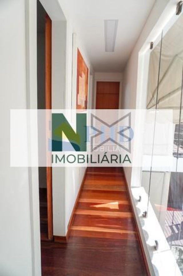 Casa 4 Quartos 190m² Casa 4 Quartos 190m²