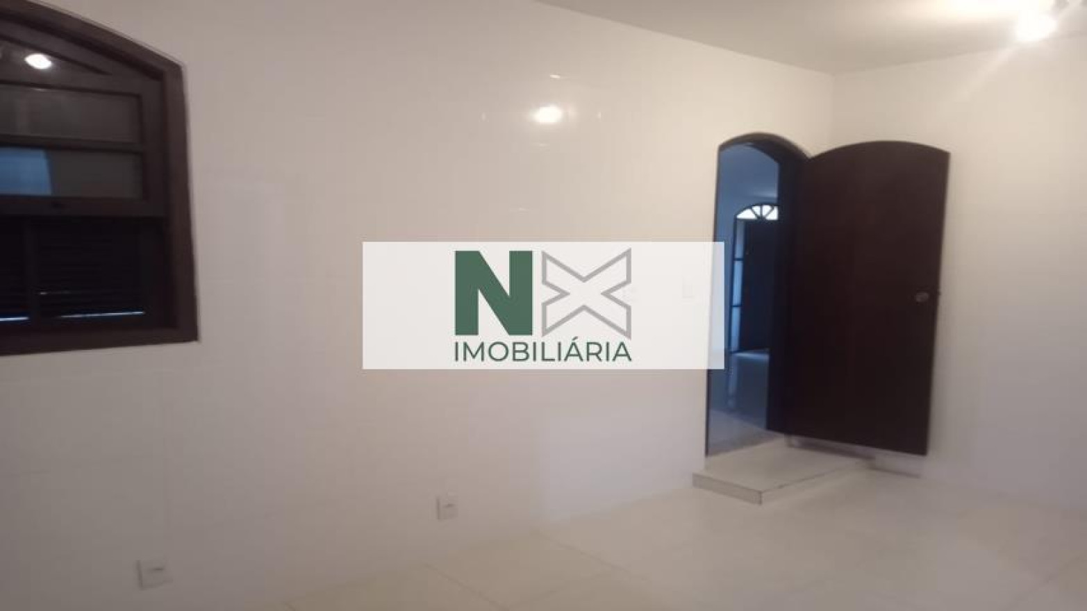 CASA 4 Quartos 300m² CASA 4 Quartos 300m²