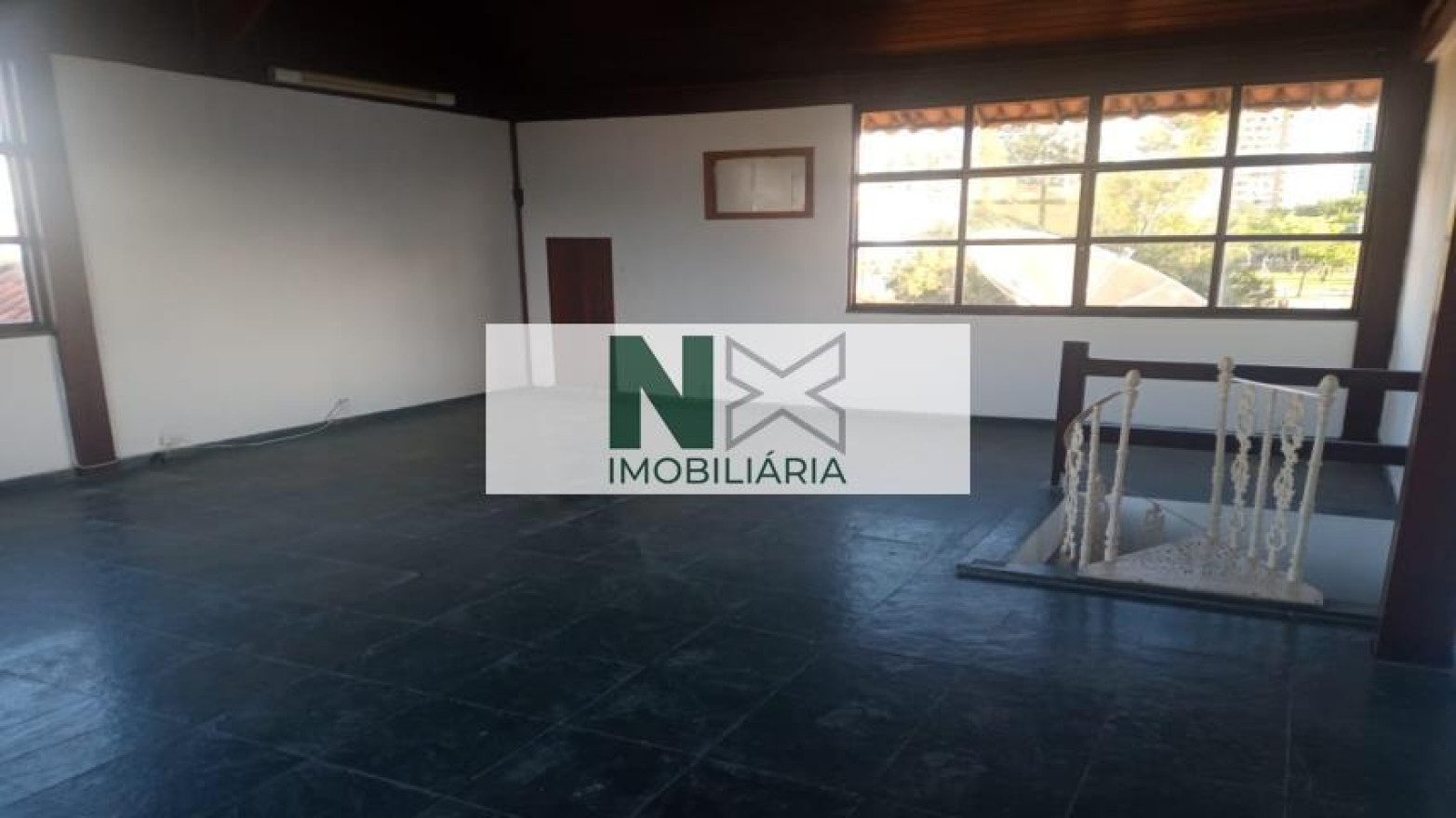 CASA 4 Quartos 300m² CASA 4 Quartos 300m²