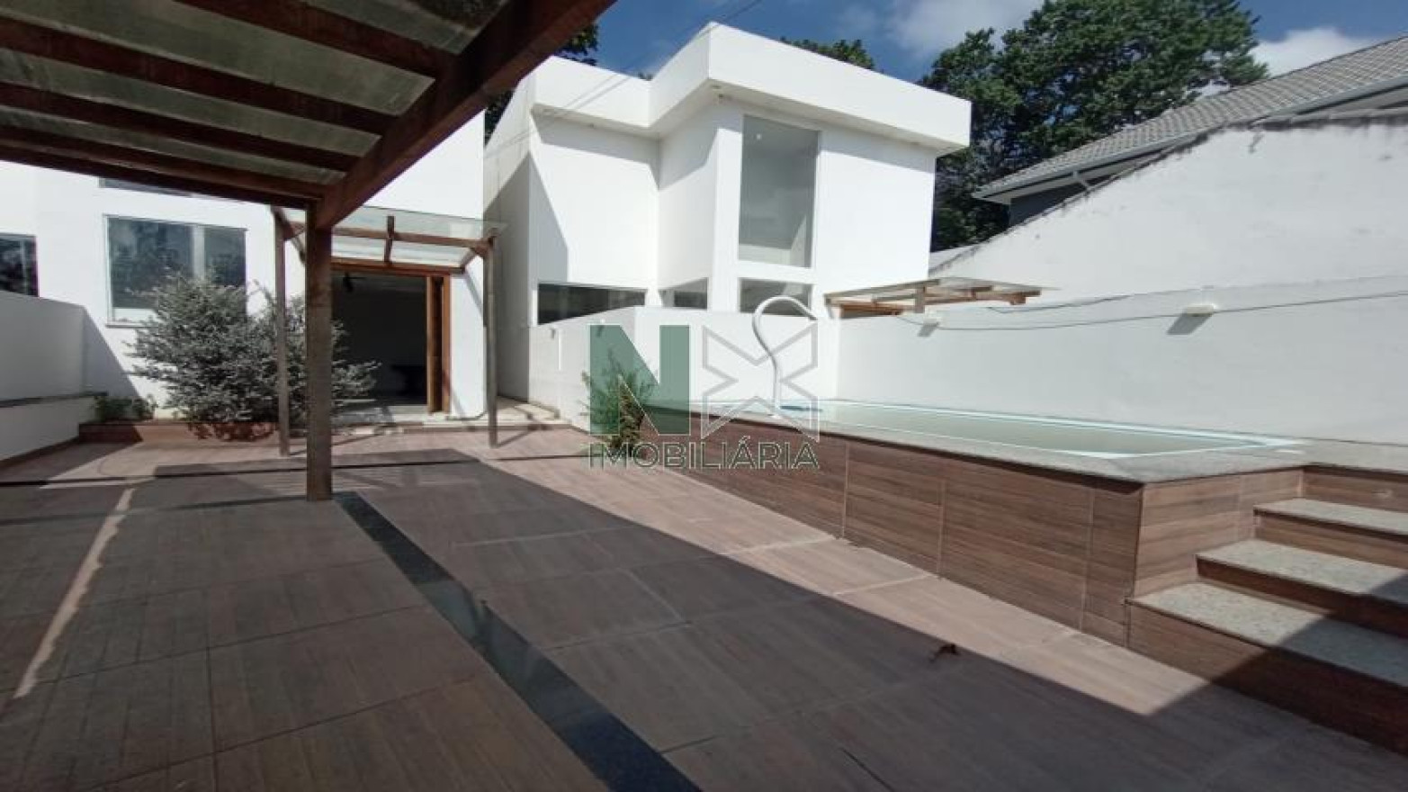 Casa 3 Quartos 160m² Casa 3 Quartos 160m²