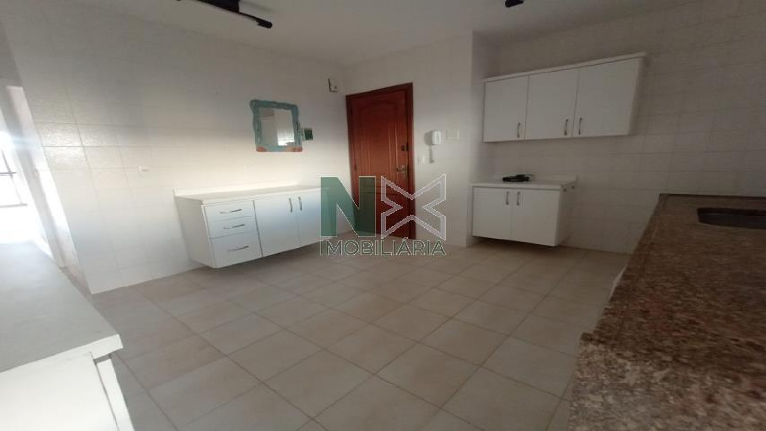 Cobertura 3 Quartos 230m² Cobertura 3 Quartos 230m²