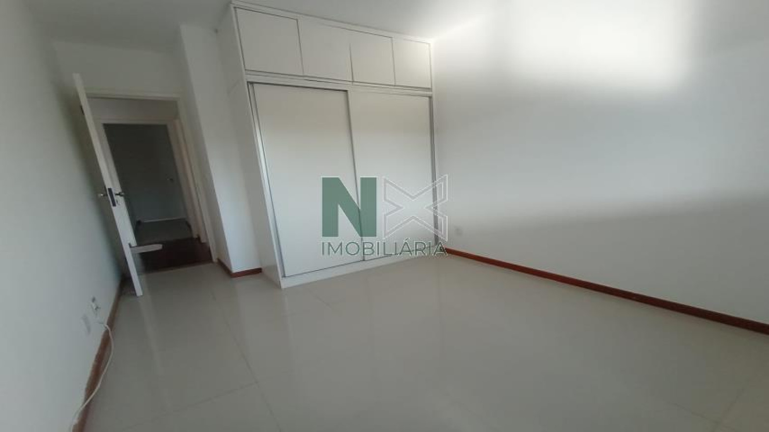 Cobertura 3 Quartos 230m² Cobertura 3 Quartos 230m²