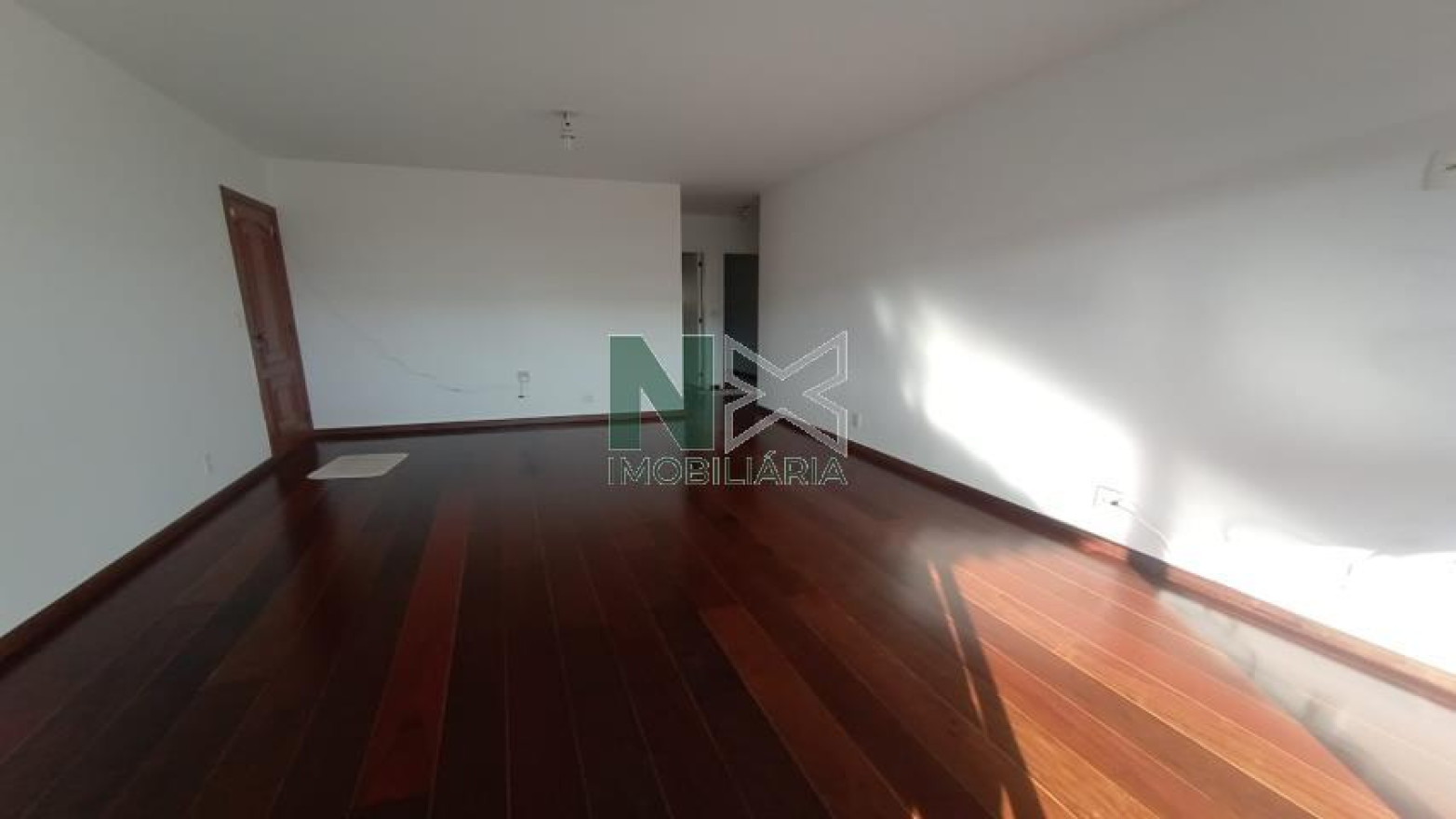 Cobertura 3 Quartos 230m² Cobertura 3 Quartos 230m²