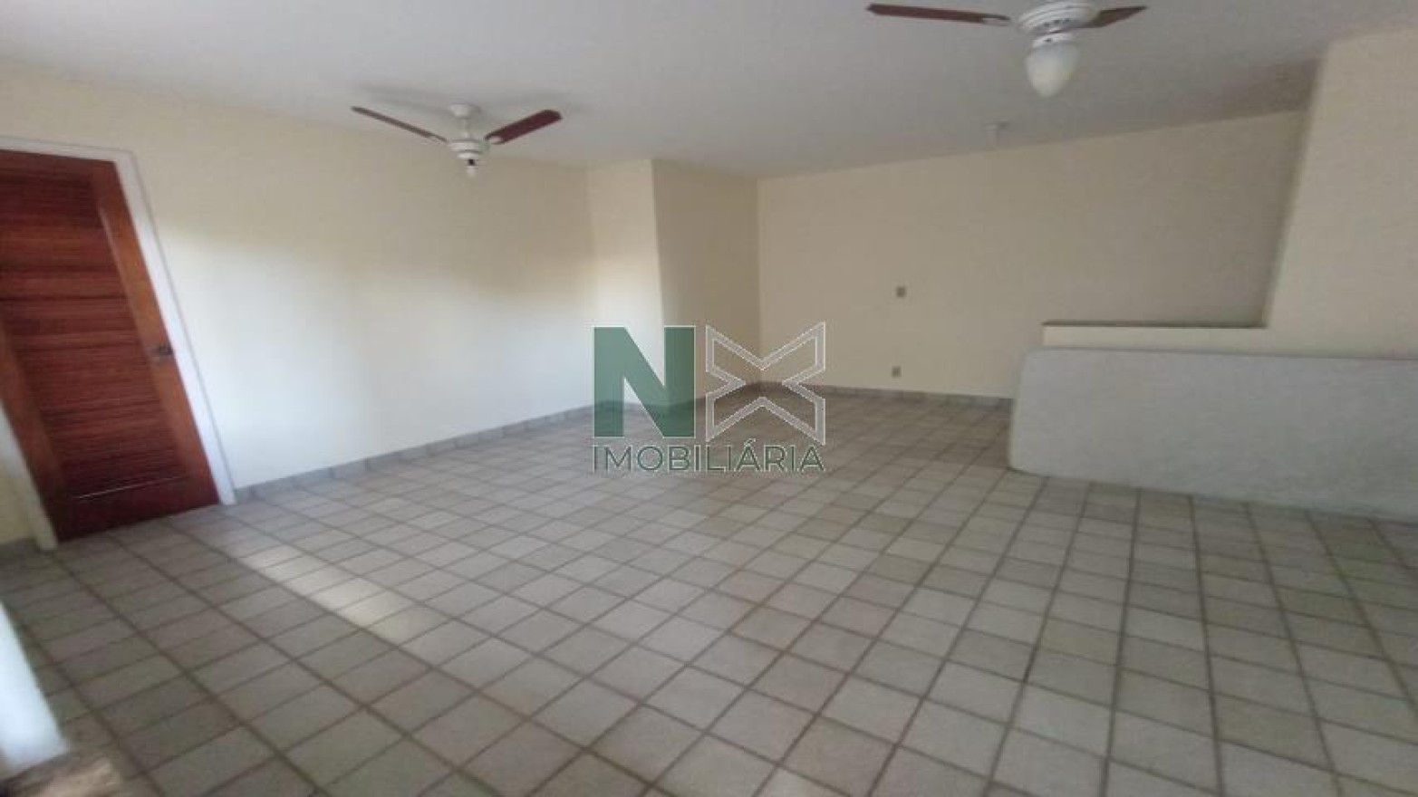 Cobertura 3 Quartos 230m² Cobertura 3 Quartos 230m²