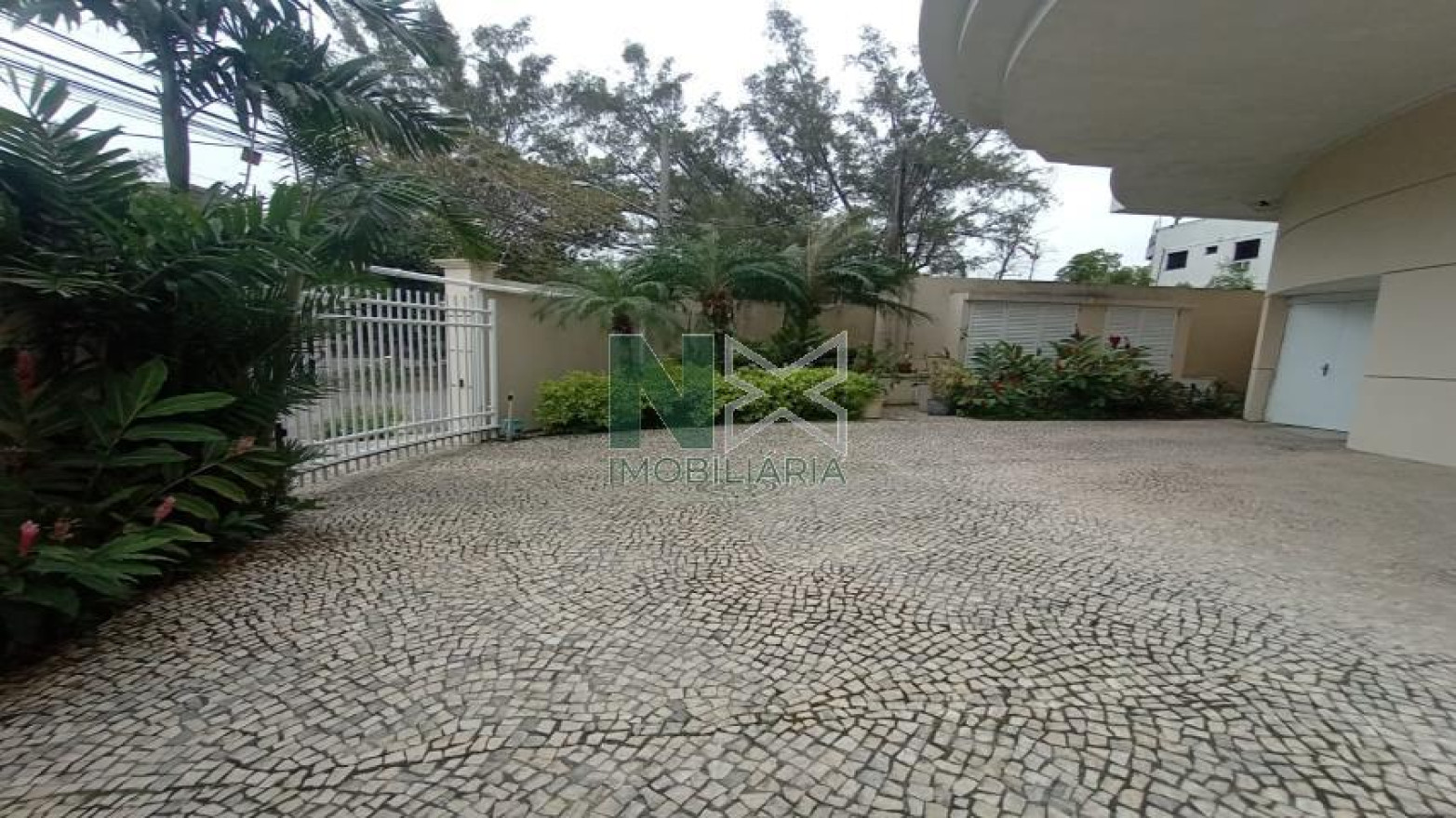 Cobertura Duplex 3 Quartos 190m² Cobertura Duplex 3 Quartos 190m²