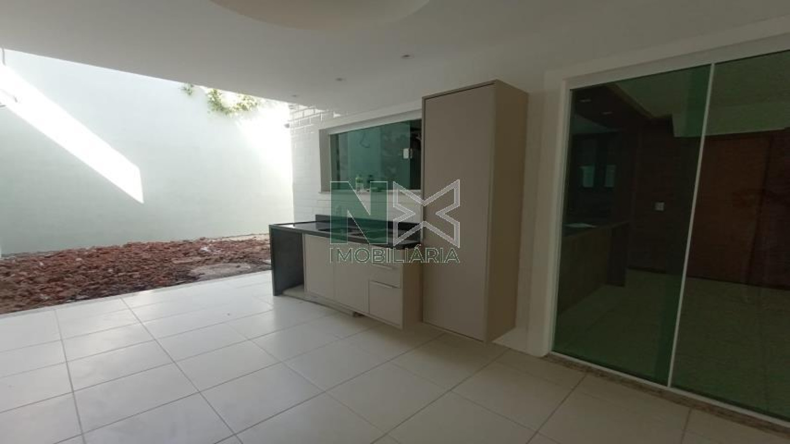 Casa 4 Quartos 184m² Casa 4 Quartos 184m²