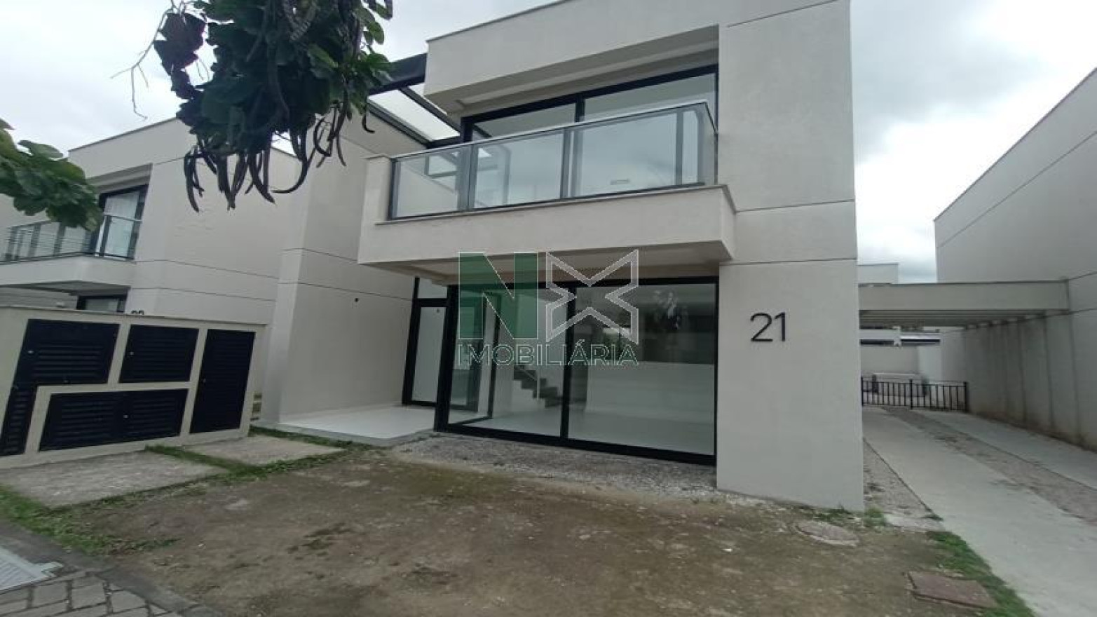 Casa 3 Quartos 245m² Casa 3 Quartos 245m²